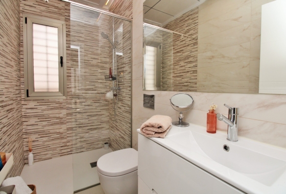 Reventa - Villa - Villamartin