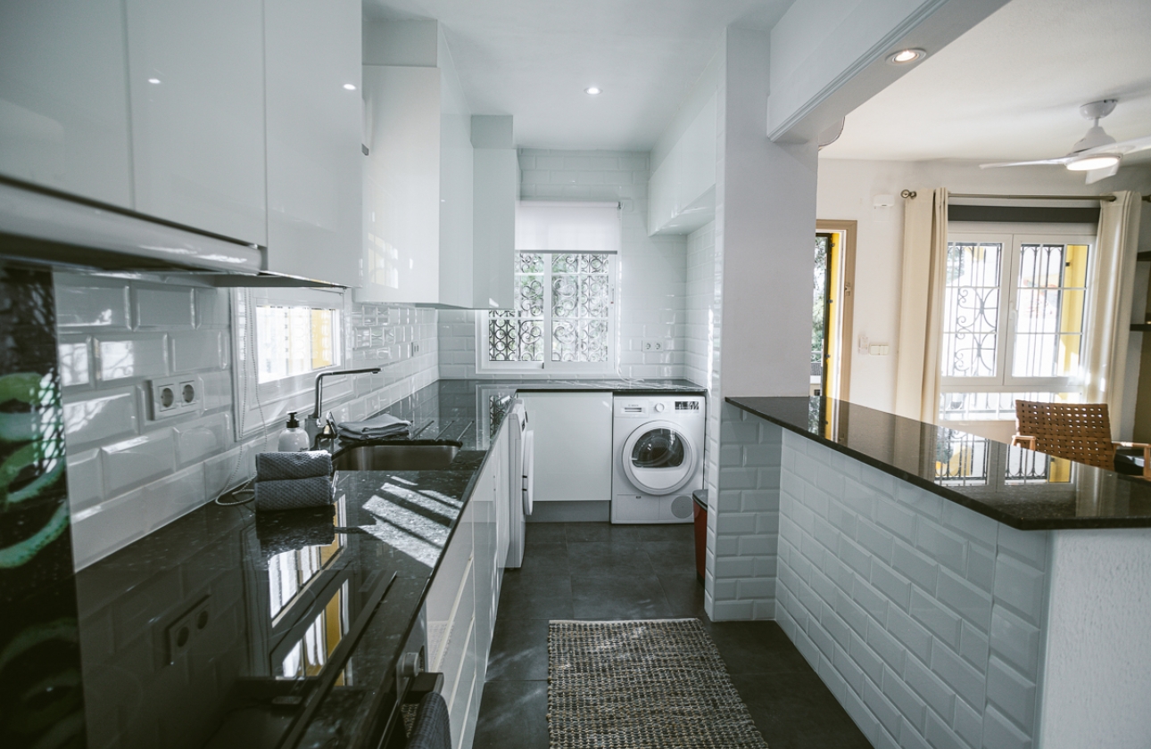 Resale - Villa - Orihuela Costa - Villamartín