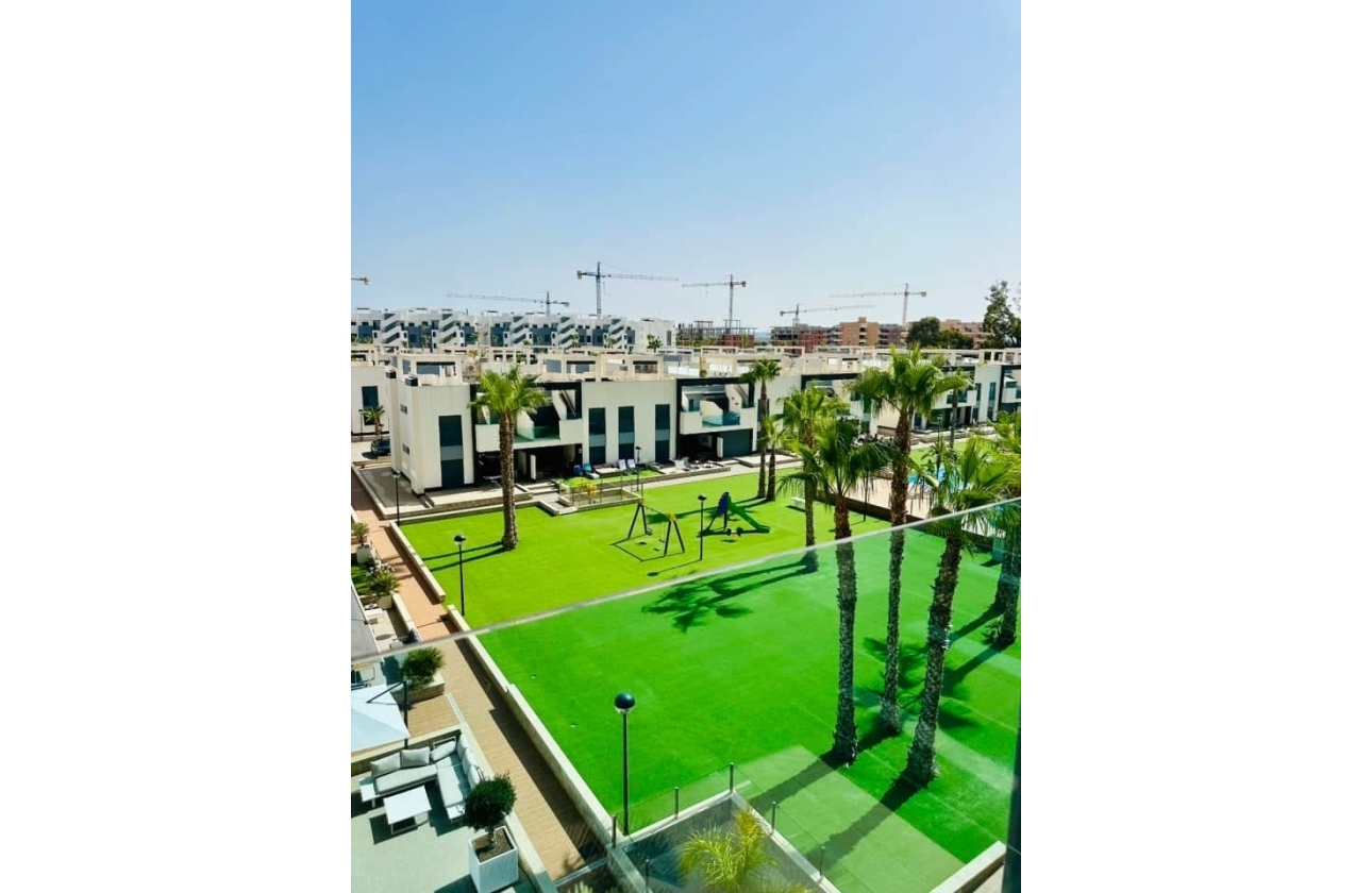 Resale - Apartment / flat - El Raso - Costa Blanca