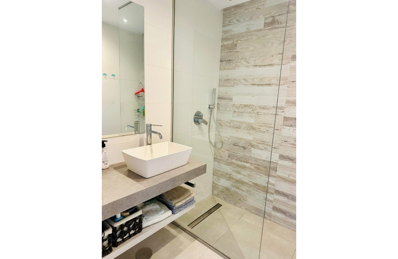 Resale - Apartment / flat - El Raso - Costa Blanca