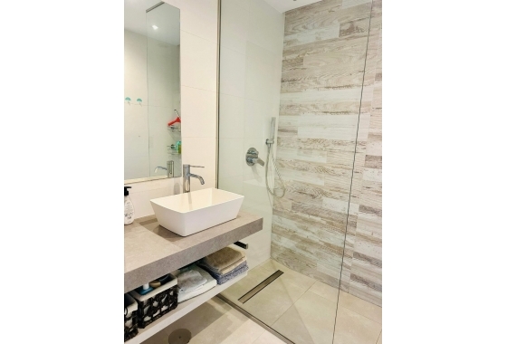 Resale - Apartment / flat - El Raso - Costa Blanca