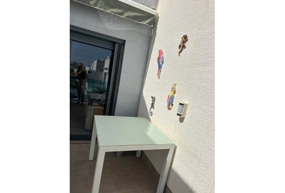 Resale - Apartment / flat - El Raso - Costa Blanca