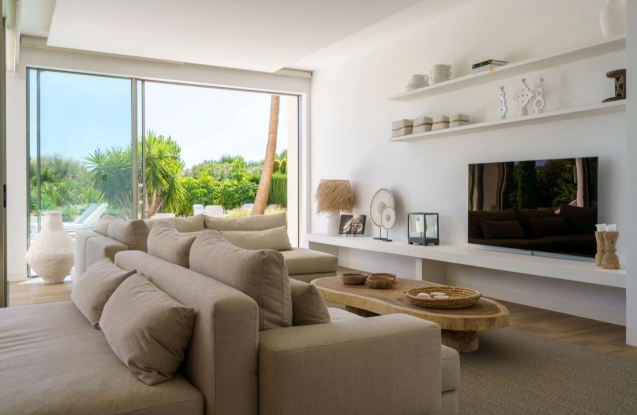 Resale - Villa - San Miguel de Salinas - Las Colinas golf