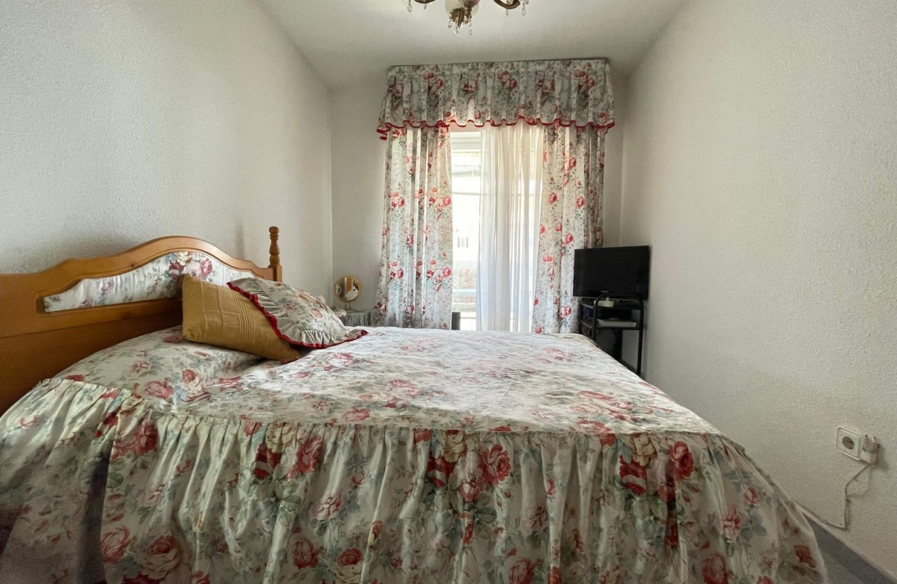 Herverkoop - Appartement / flat - Punta Prima