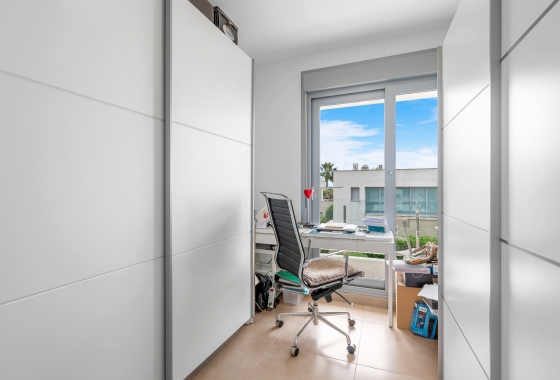 Resale - Villa - Orihuela Costa - Vistabella