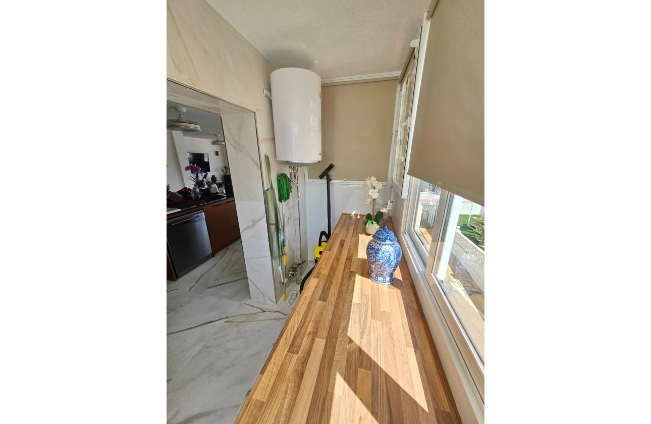 Resale - Apartment / flat - Altea