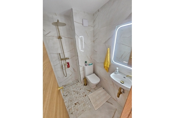 Resale - Apartment / flat - Altea