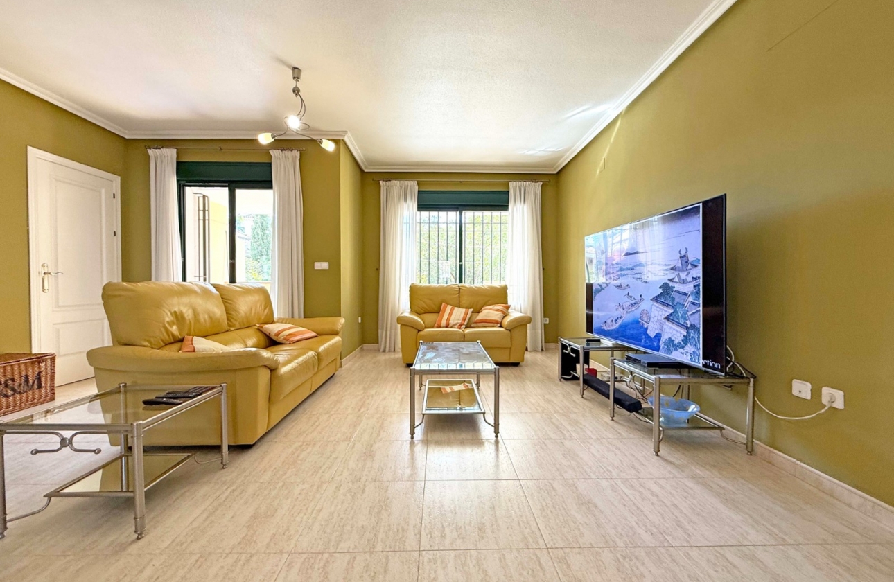 Resale - Apartment / flat - Orihuela Costa - Lomas de Campoamor