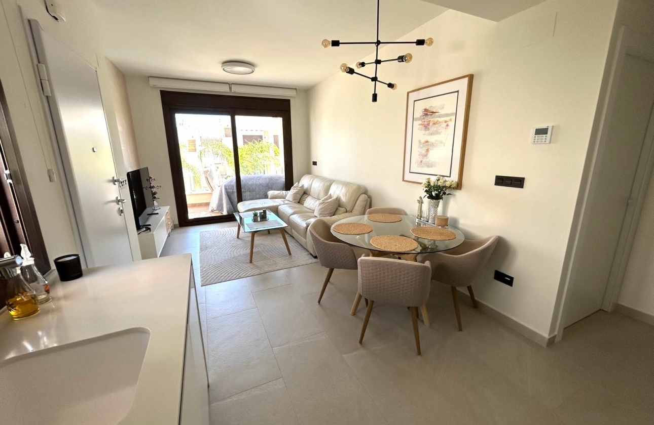 Resale - Apartment / flat - Torrevieja - Los Balcones