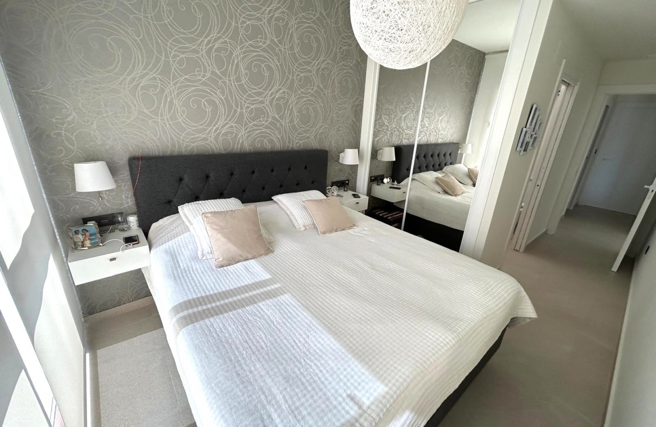 Resale - Apartment / flat - Torrevieja - Los Balcones