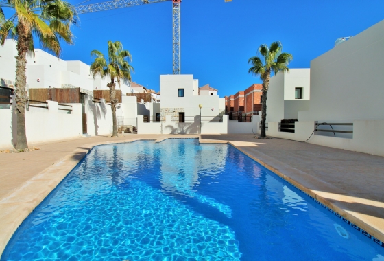 Resale - Villa - Villamartin - Pau 8