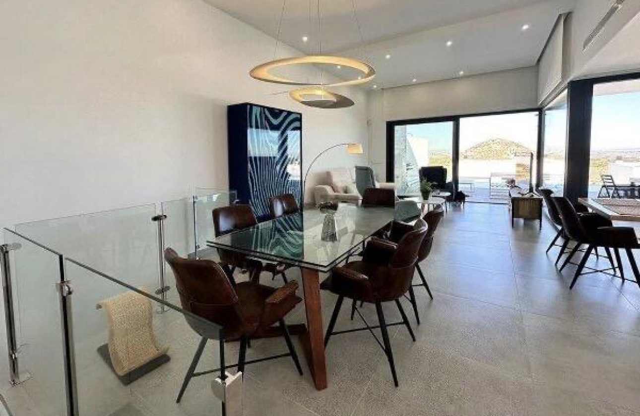 Resale - Villa - Ciudad Quesada - Altos del golf i