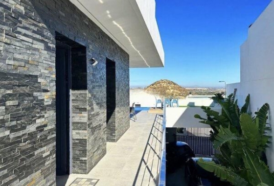 Resale - Villa - Ciudad Quesada - Altos del golf i