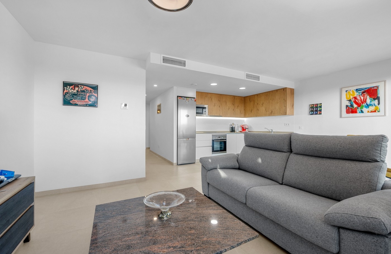 Resale - Apartment / flat - Orihuela Costa - Punta Prima