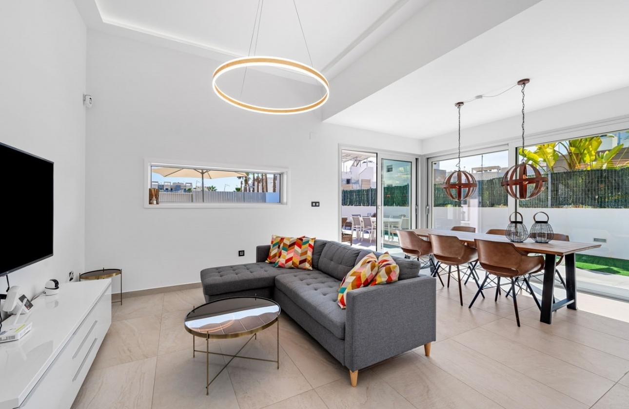 Resale - Villa - Guardamar del Segura