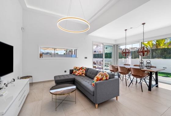 Resale - Villa - Guardamar del Segura