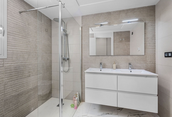 Resale - Villa - Guardamar del Segura