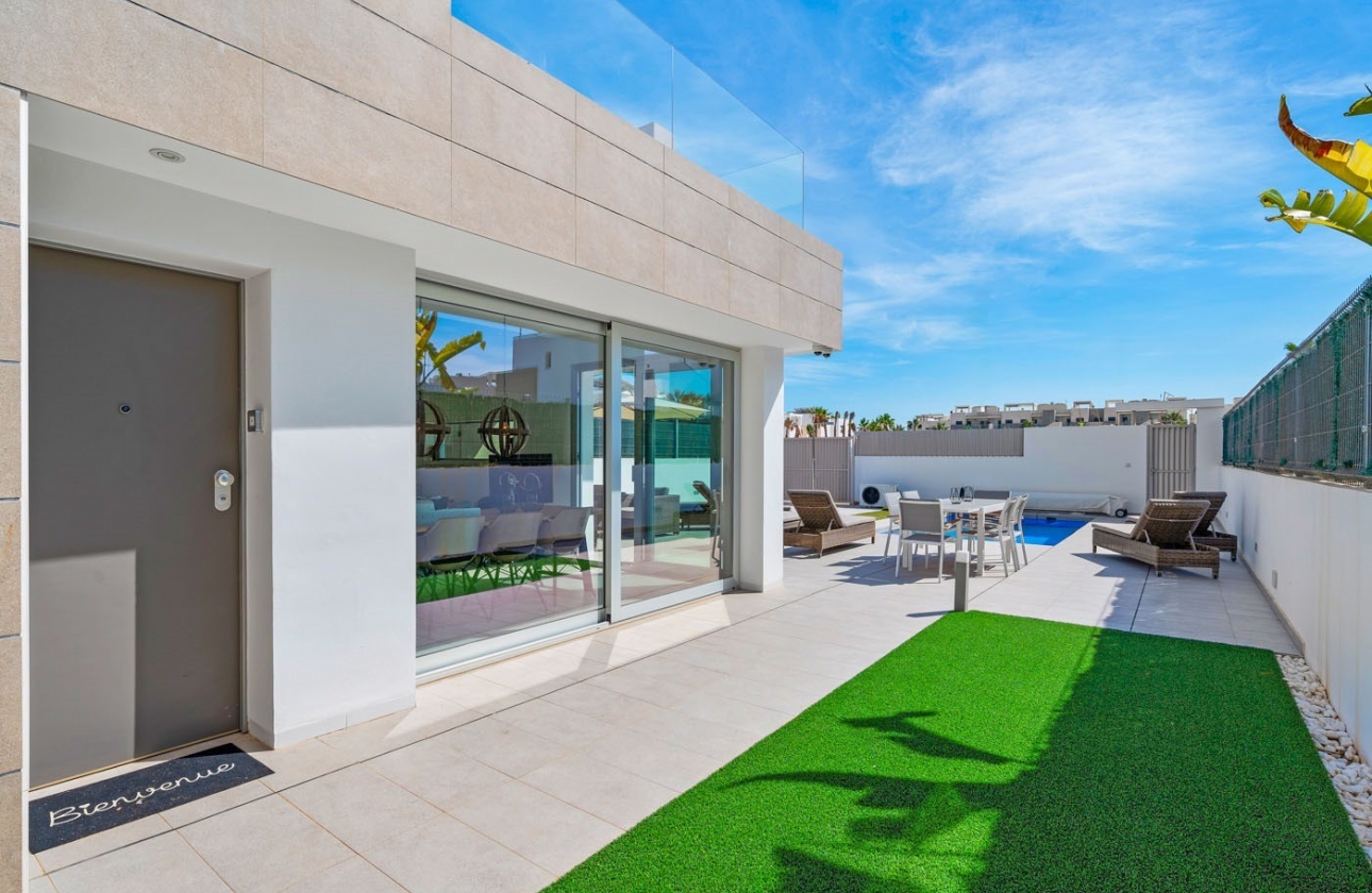 Resale - Villa - Guardamar del Segura