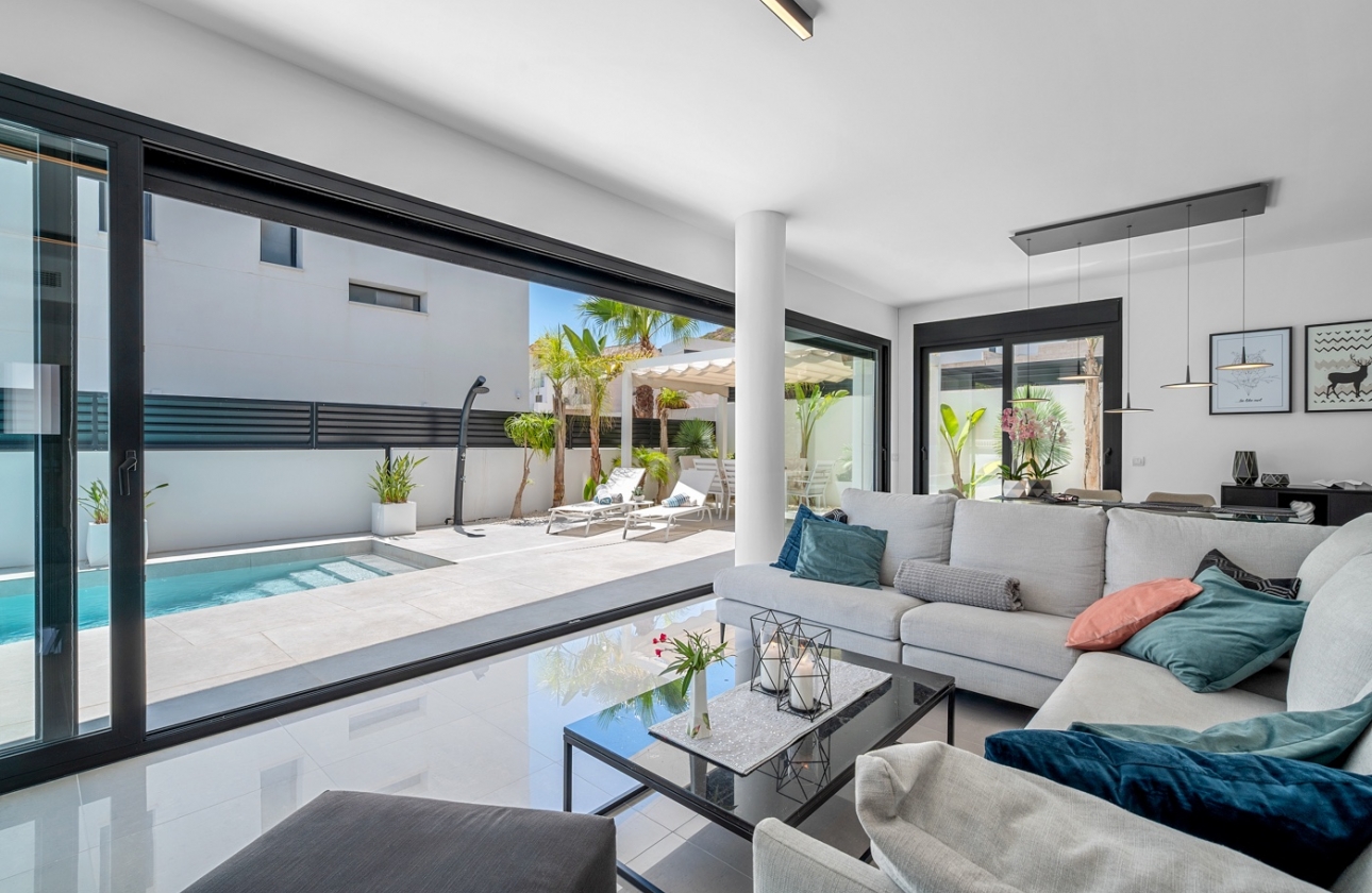 Reventa - Villa - Guardamar del Segura