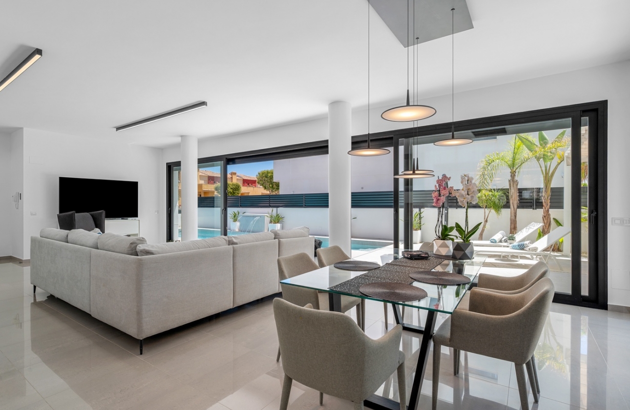 Reventa - Villa - Guardamar del Segura