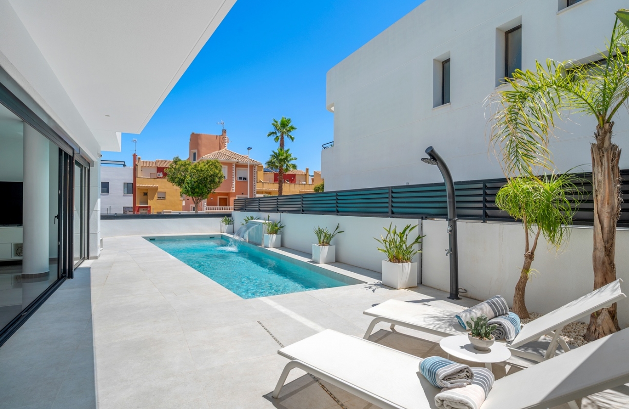 Reventa - Villa - Guardamar del Segura