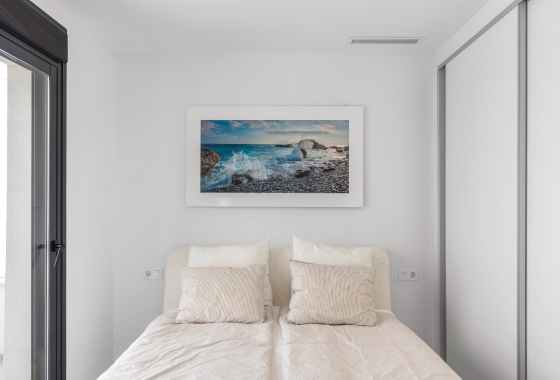 Resale - Villa - Los Montesinos - La Herrada