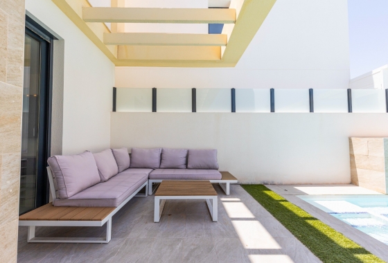 Resale - Villa - Los Montesinos - La Herrada