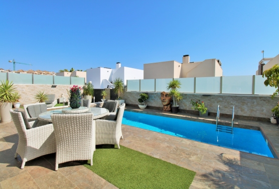 Reventa - Villa - Villamartin