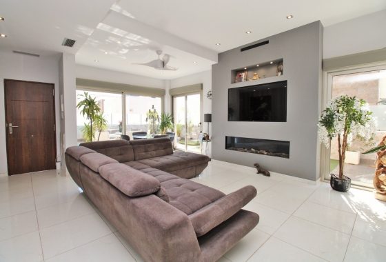 Reventa - Villa - Villamartin