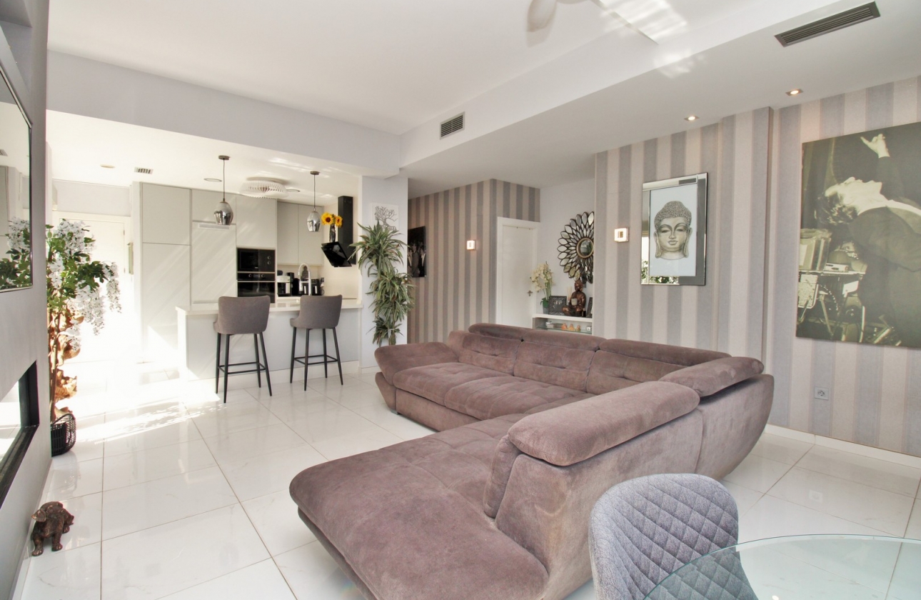 Reventa - Villa - Villamartin