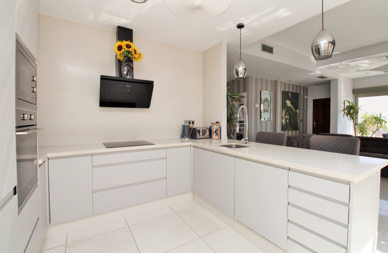 Reventa - Villa - Villamartin