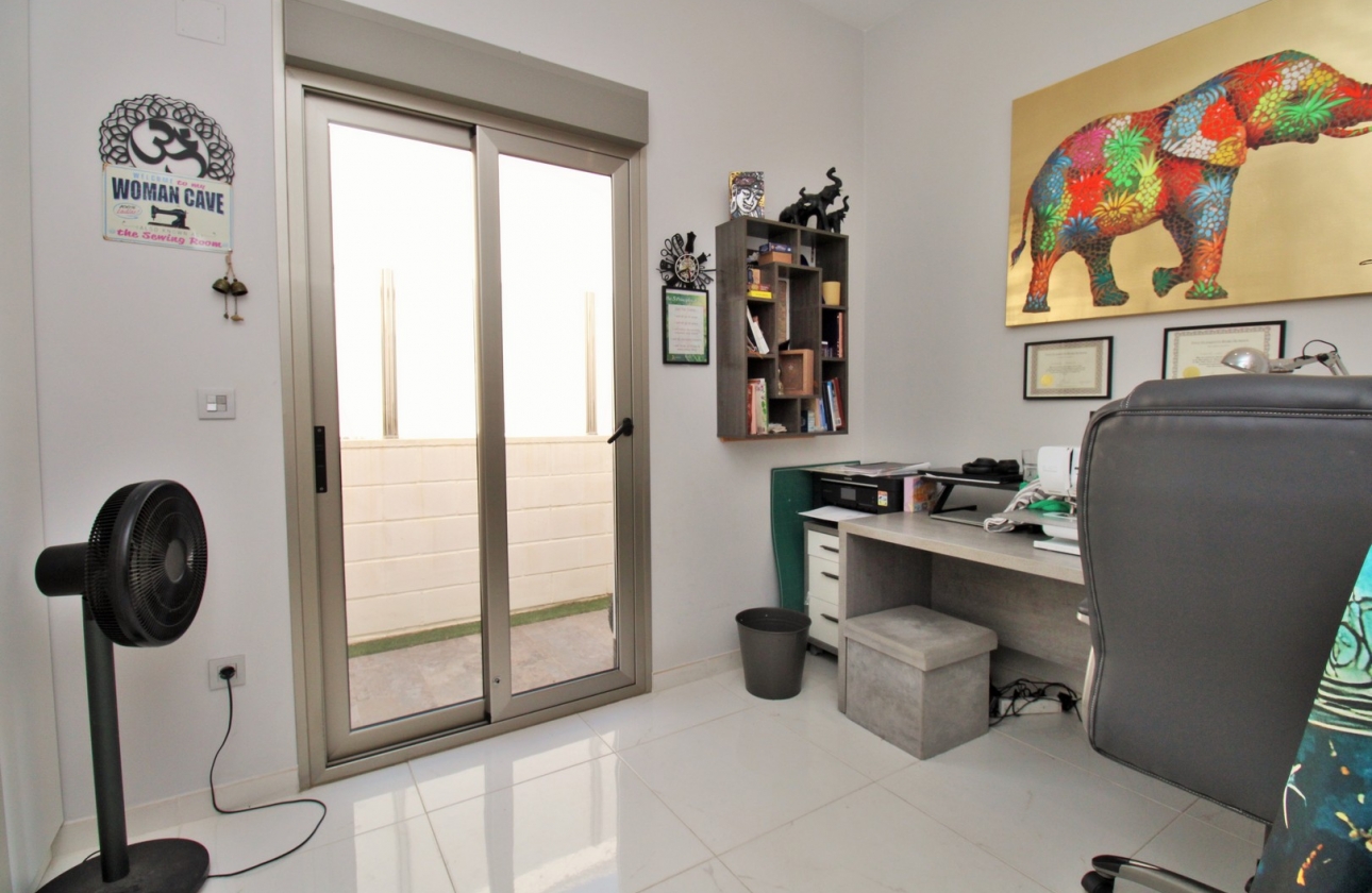 Reventa - Villa - Villamartin