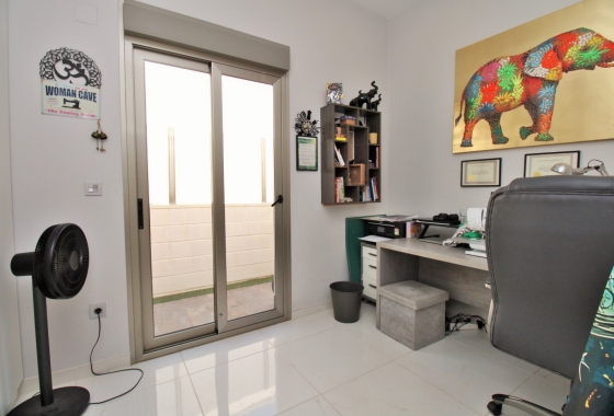 Reventa - Villa - Villamartin