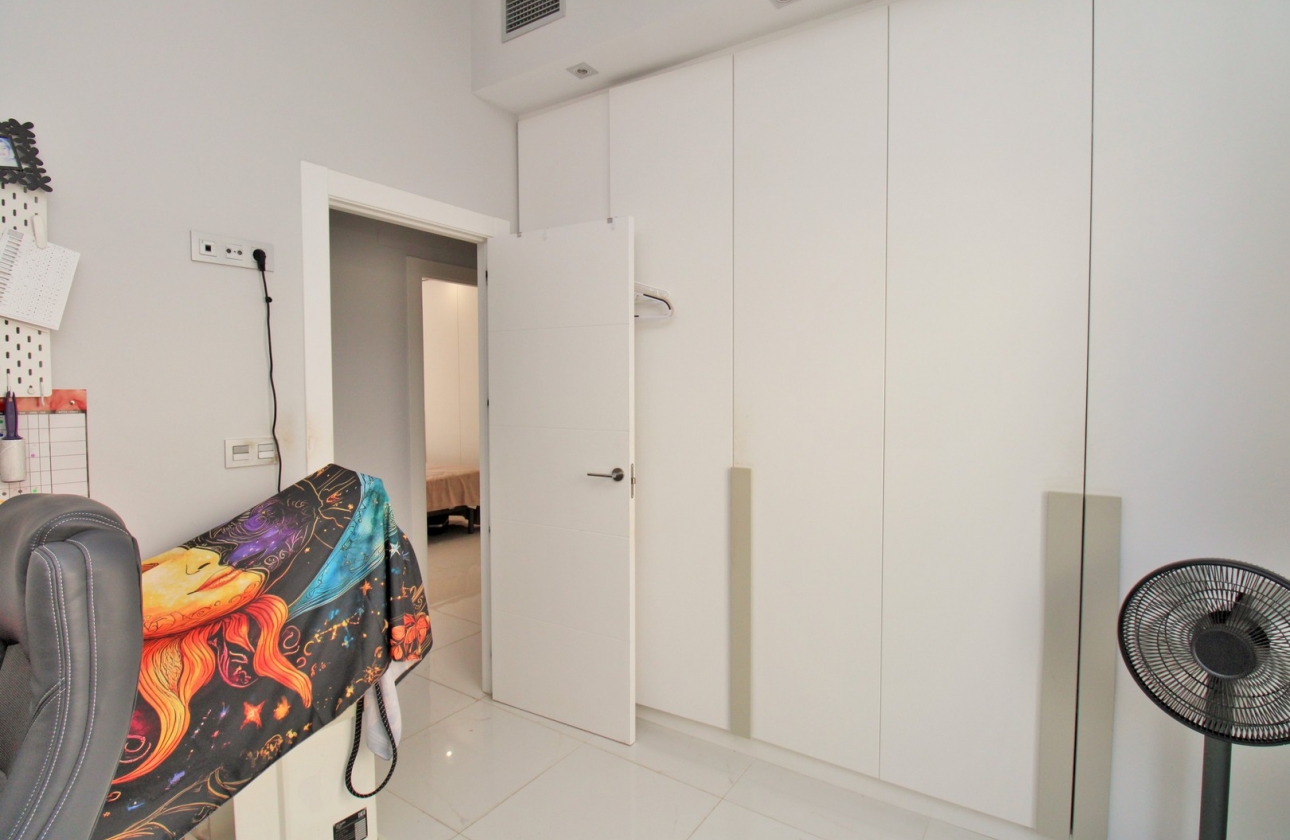 Reventa - Villa - Villamartin