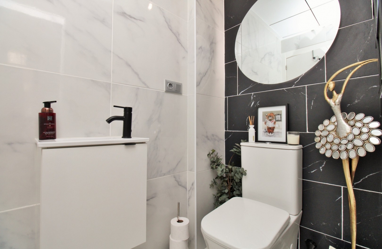 Reventa - Villa - Villamartin