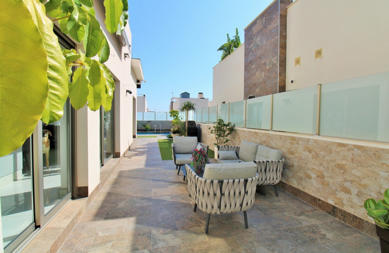 Reventa - Villa - Villamartin