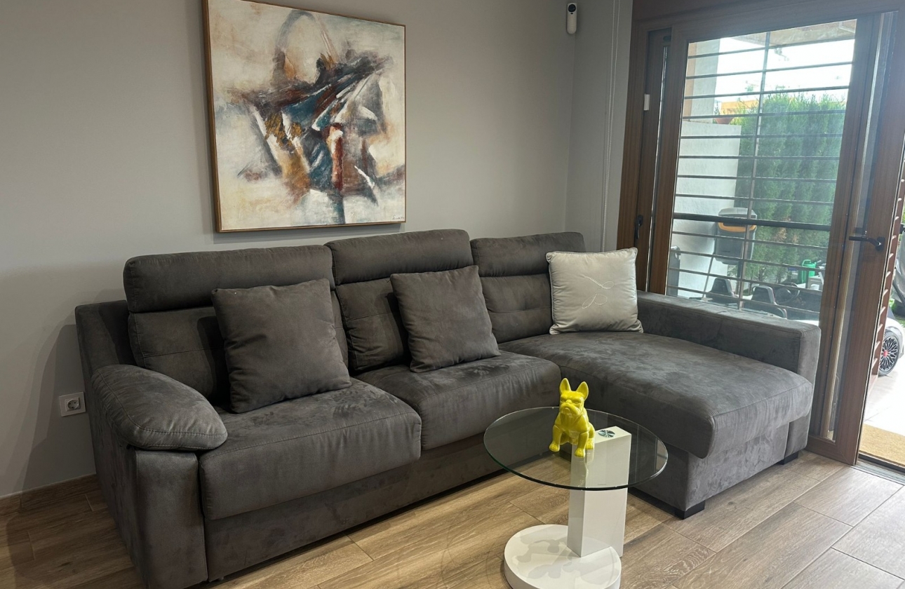 Resale - Apartment / flat - Orihuela Costa - Los Dolses