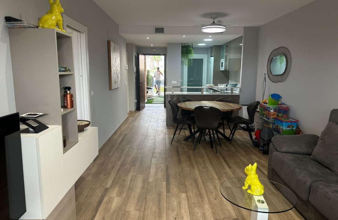 Resale - Apartment / flat - Orihuela Costa - Los Dolses