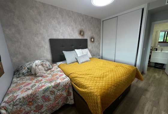 Resale - Apartment / flat - Orihuela Costa - Los Dolses