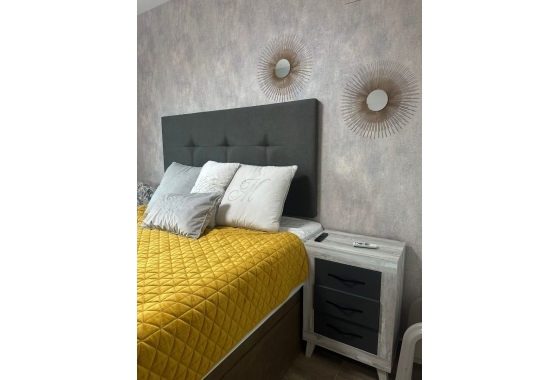 Resale - Apartment / flat - Orihuela Costa - Los Dolses