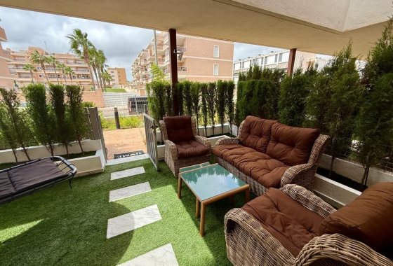 Resale - Apartment / flat - Orihuela Costa - Los Dolses