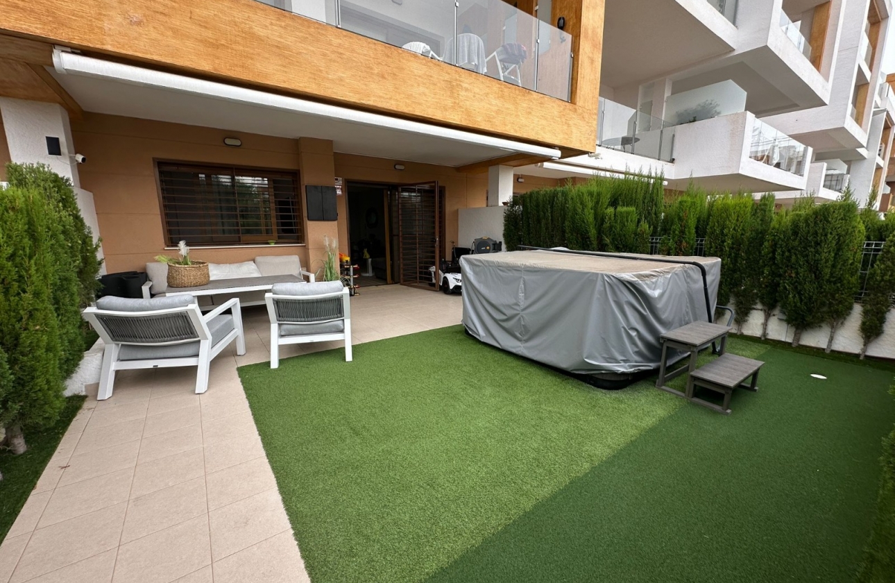 Resale - Apartment / flat - Orihuela Costa - Los Dolses