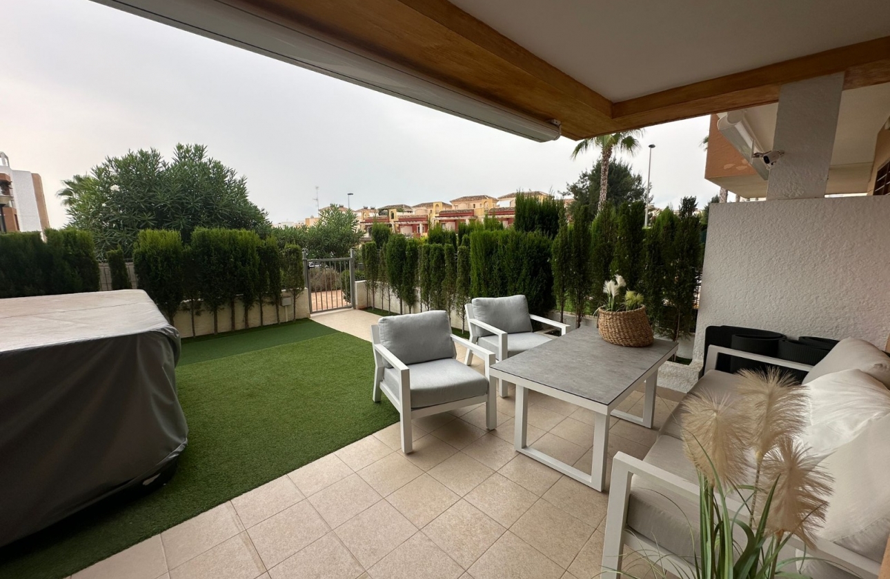 Resale - Apartment / flat - Orihuela Costa - Los Dolses