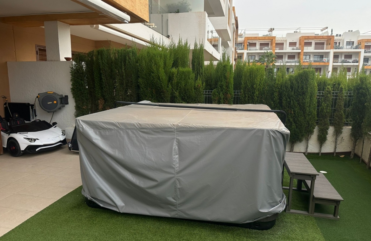 Resale - Apartment / flat - Orihuela Costa - Los Dolses