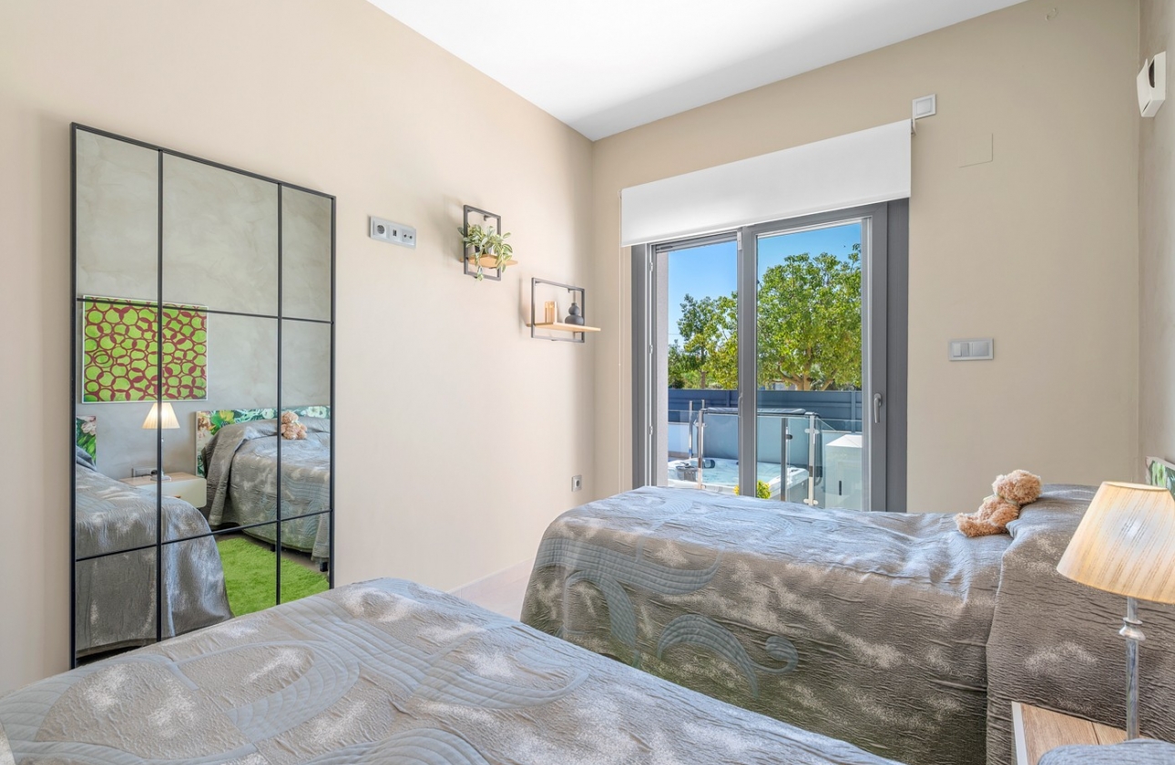 Herverkoop - Huis - Formentera del Segura