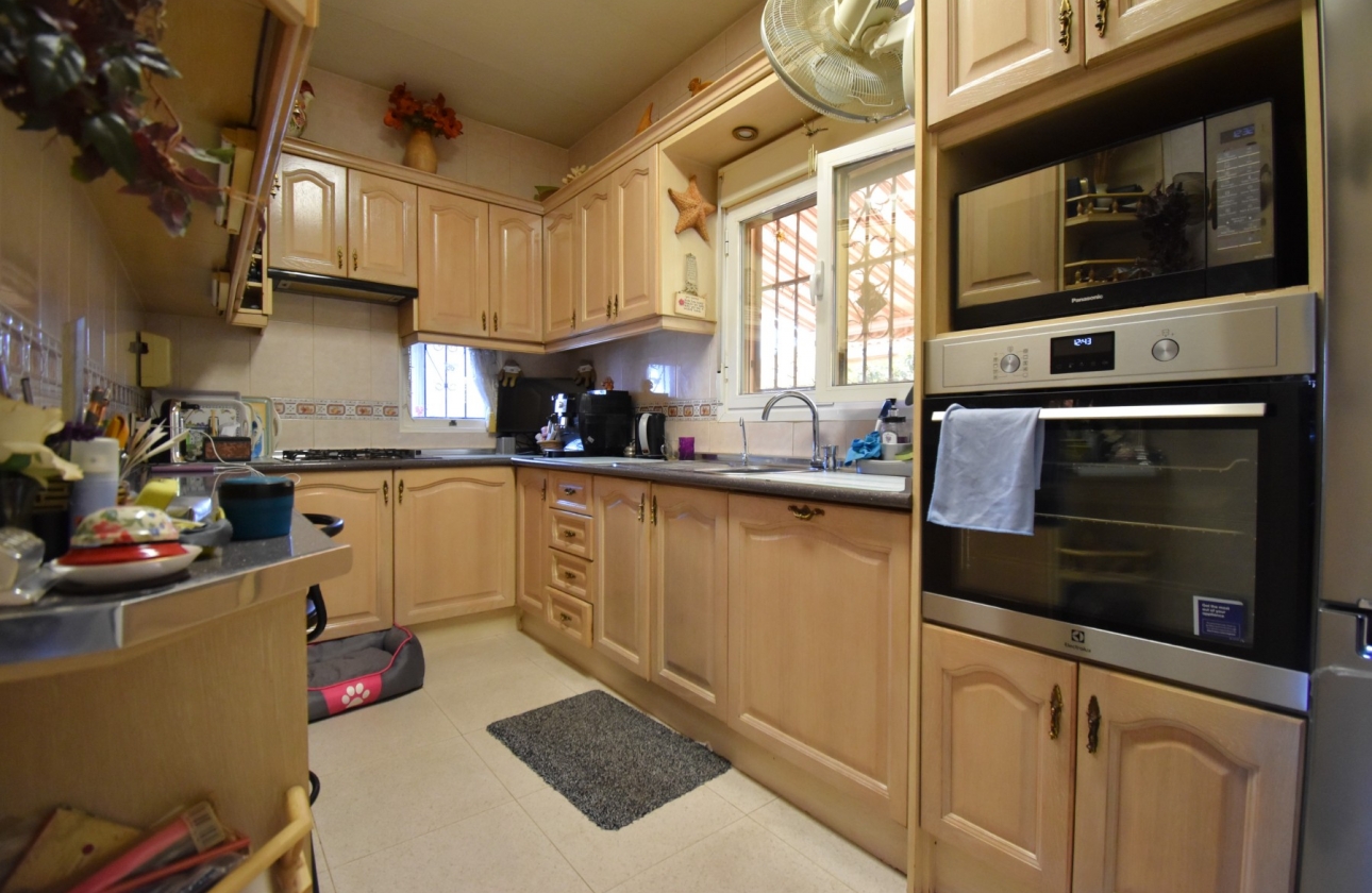 Resale - Villa - Orihuela Costa - Los Balcones