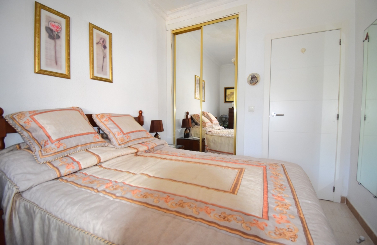 Resale - Villa - Orihuela Costa - Los Balcones