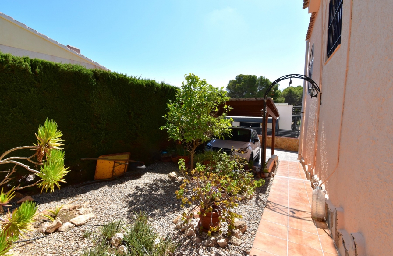 Resale - Villa - Orihuela Costa - Los Balcones