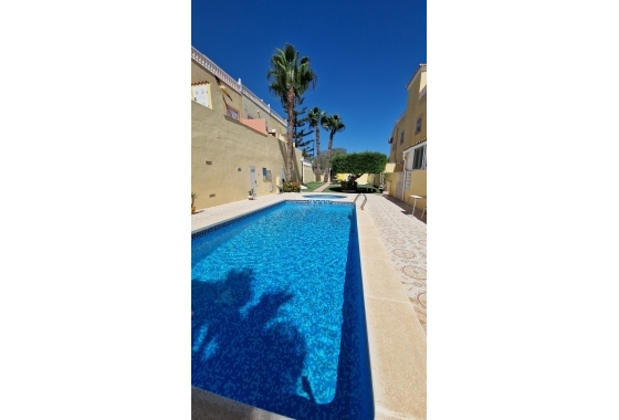 Resale - House - Orihuela Costa - Villamartín