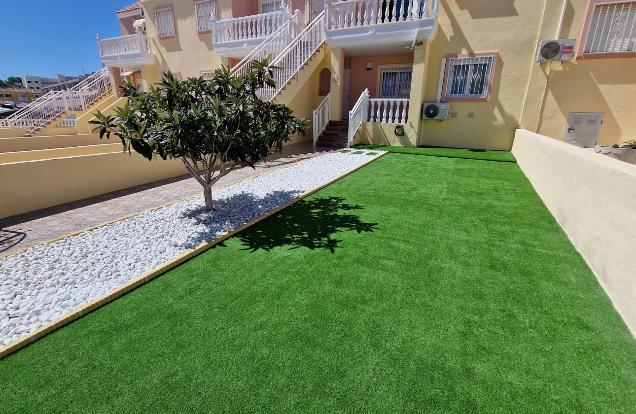 Resale - House - Orihuela Costa - Villamartín